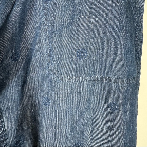 Talbots Embroidered Daisy Blue Wrap Knee-Length Chambray Skirt Size 14 - Picture 3 of 11